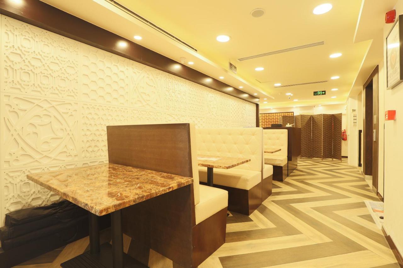 24 Gold Hotel Дубай Экстерьер фото