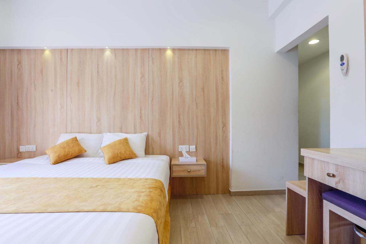 24 Gold Hotel Дубай Экстерьер фото