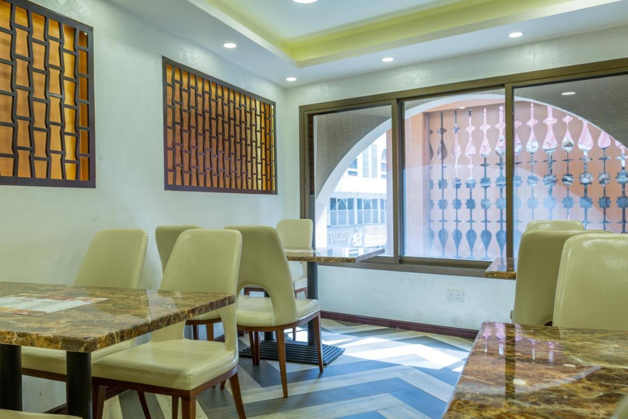 24 Gold Hotel Дубай Экстерьер фото