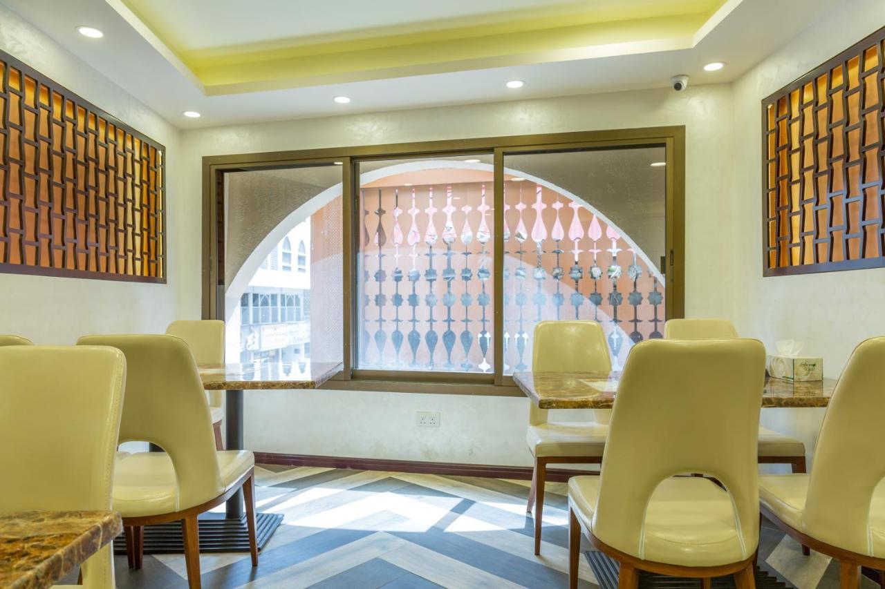 24 Gold Hotel Дубай Экстерьер фото