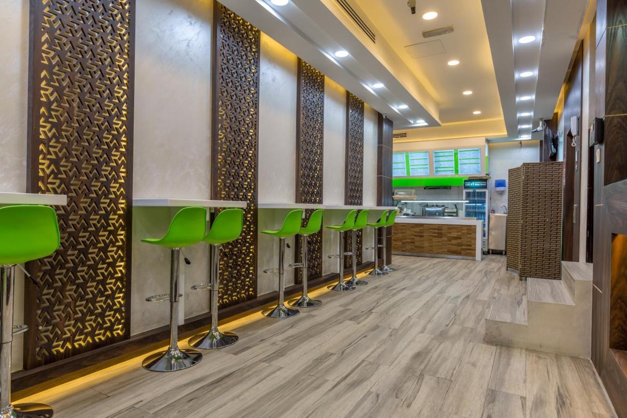 24 Gold Hotel Дубай Экстерьер фото