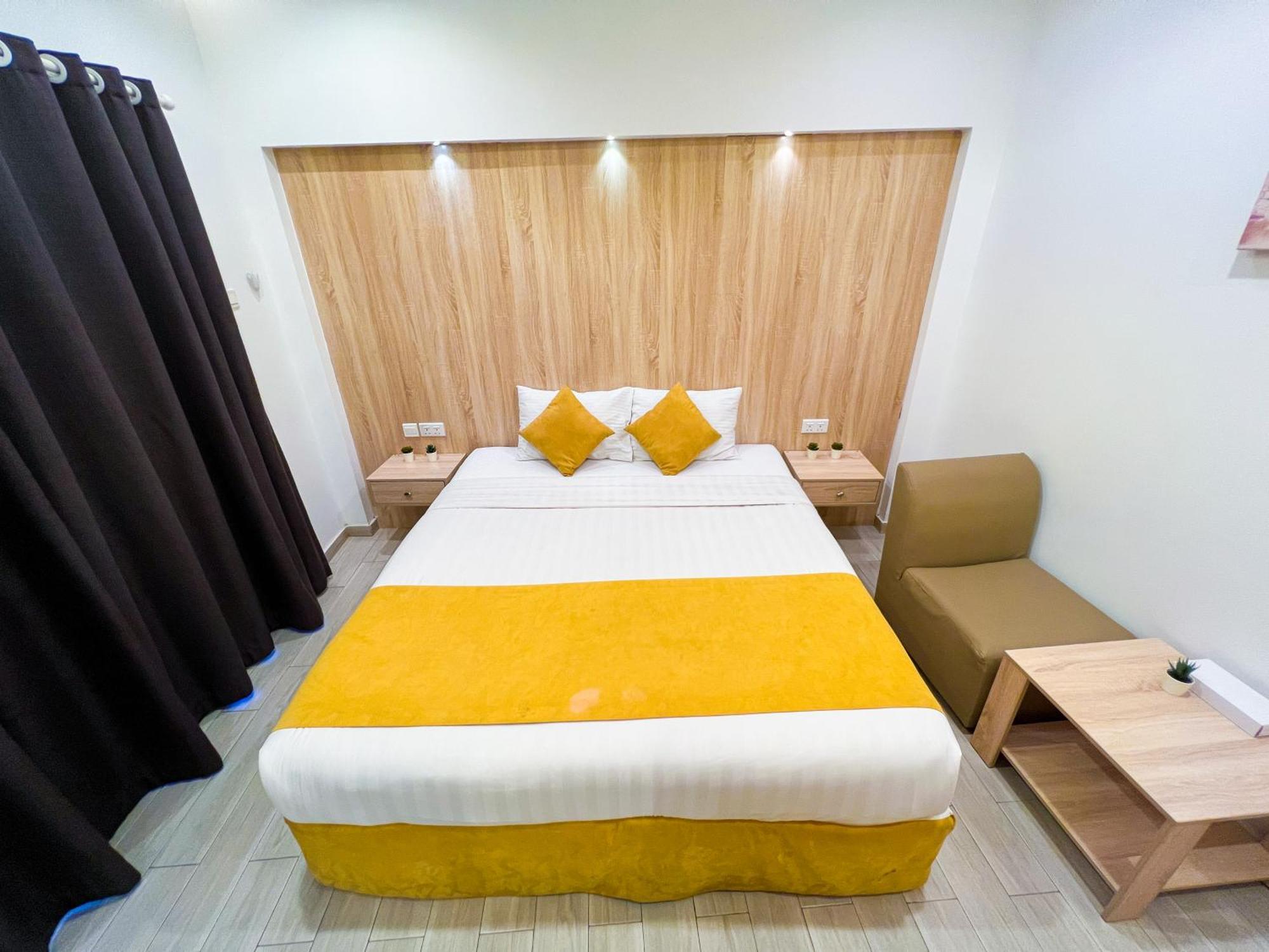 24 Gold Hotel Дубай Экстерьер фото